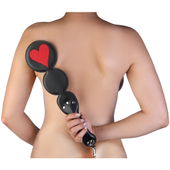 Шлепалка с плагом "Черви" Lovetoy